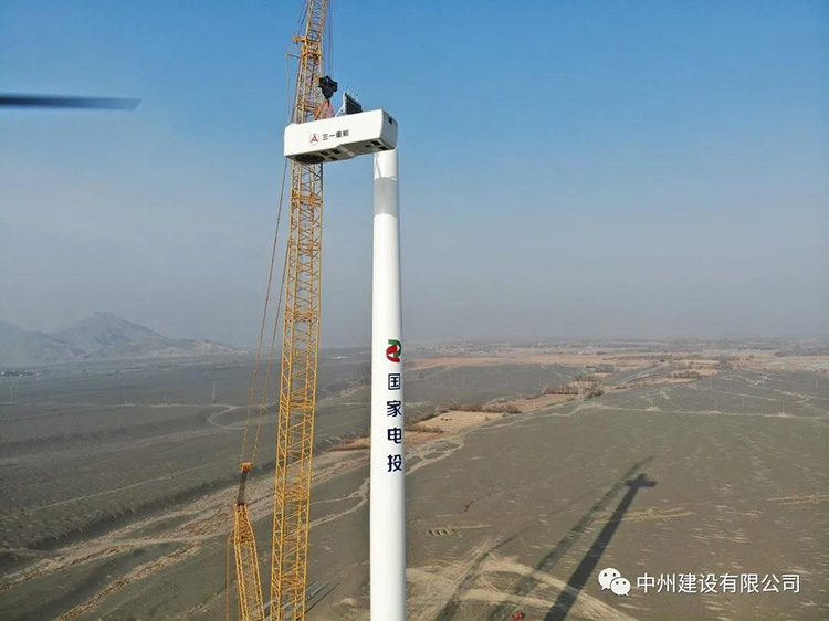 乐动平台登录入口_乐动(中国)
顺利完成国内陆上单机容量最大6.25MW风机吊装！
